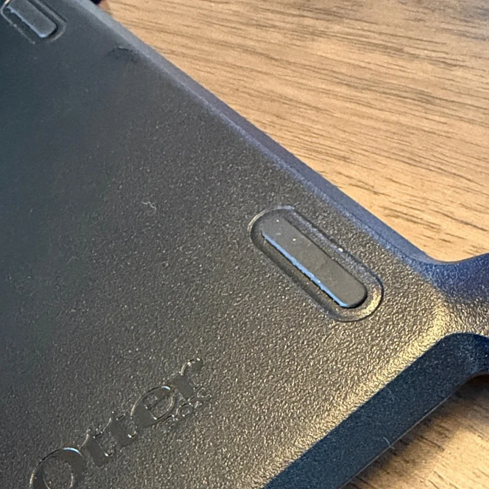 OtterBox Midnight Black Tablet Cover